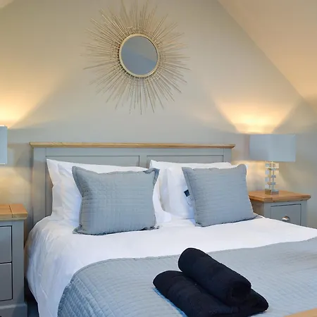 The Carriage House * Upper Poppleton